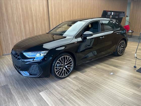 AUDI A3 2.0 40 TFSI GASOLINA SPORTBACK PERFORMANCE BLACK S-TRONIC AUDI A3 2.0 40 TFSI GASOLINA SPORTBACK PERFORMANCE BLACK S-TRONIC
